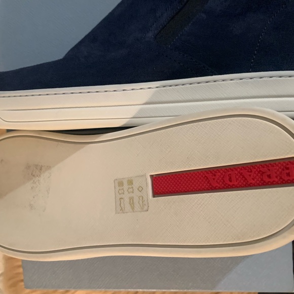 PRADA NAVY BLUE SUEDE ANKLE SNEAKER. - Picture 6 of 8